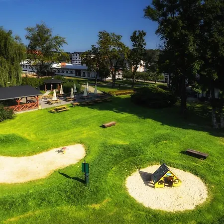 Dworzysko Holiday park 3*