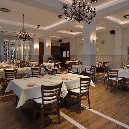 Dworzysko 4* Szczawno-Zdroj