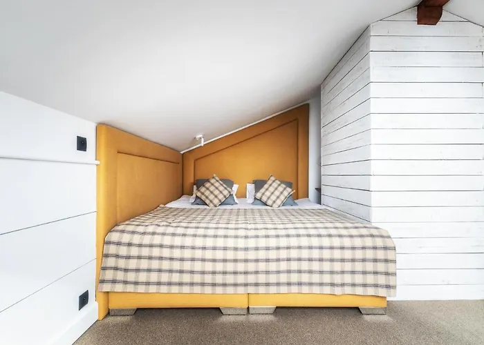 Dworzysko 4* Szczawno-Zdroj